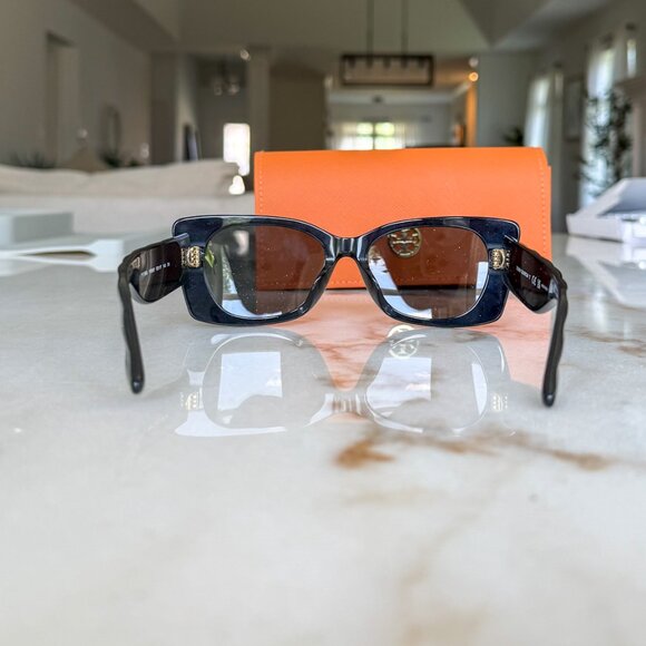 NEW Tory Burch Kira Quilted Geometric Sunglasses Black Gold — TY7189U - Picture 9 of 14